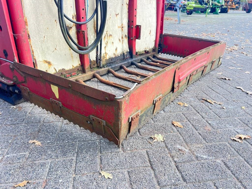 Veeteelt materiaal Trioliet TU 195 Kuilvoersnijder