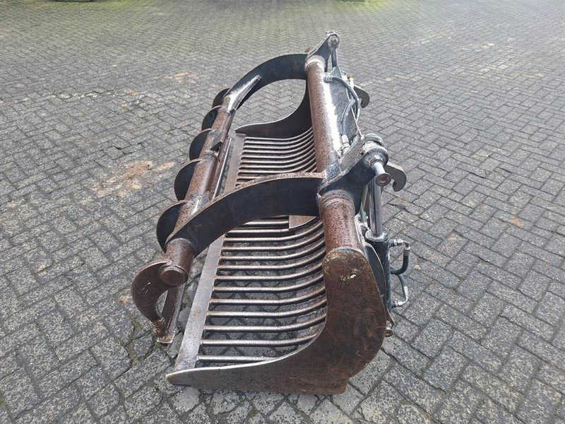 Veeteelt materiaal Volvo BM L 30