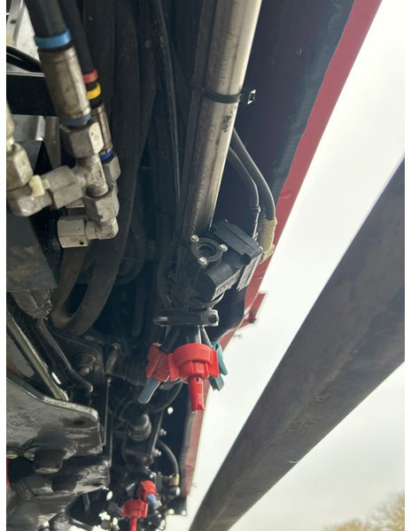 Veldspuit Kverneland veldspuit 33 meter