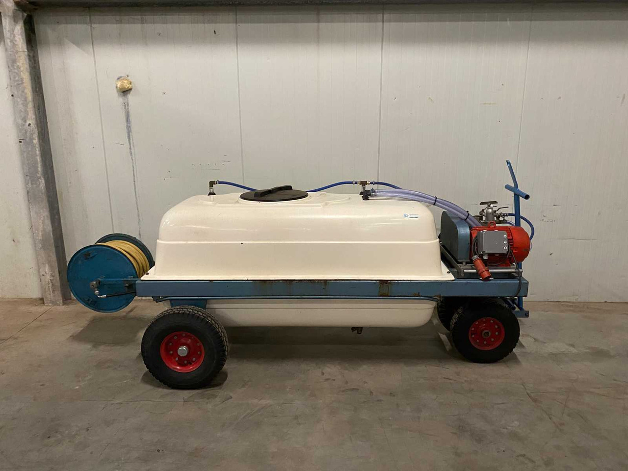 Veldspuit Spray trolley with reel