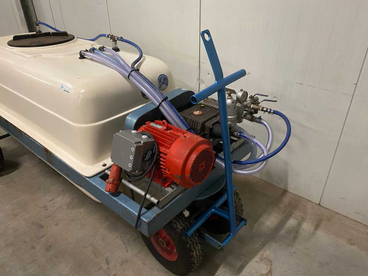 Veldspuit Spray trolley with reel