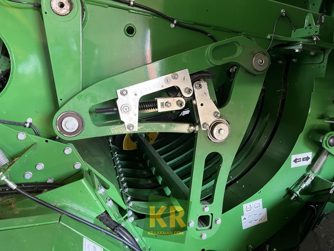 Vierkante balenpers John Deere L624