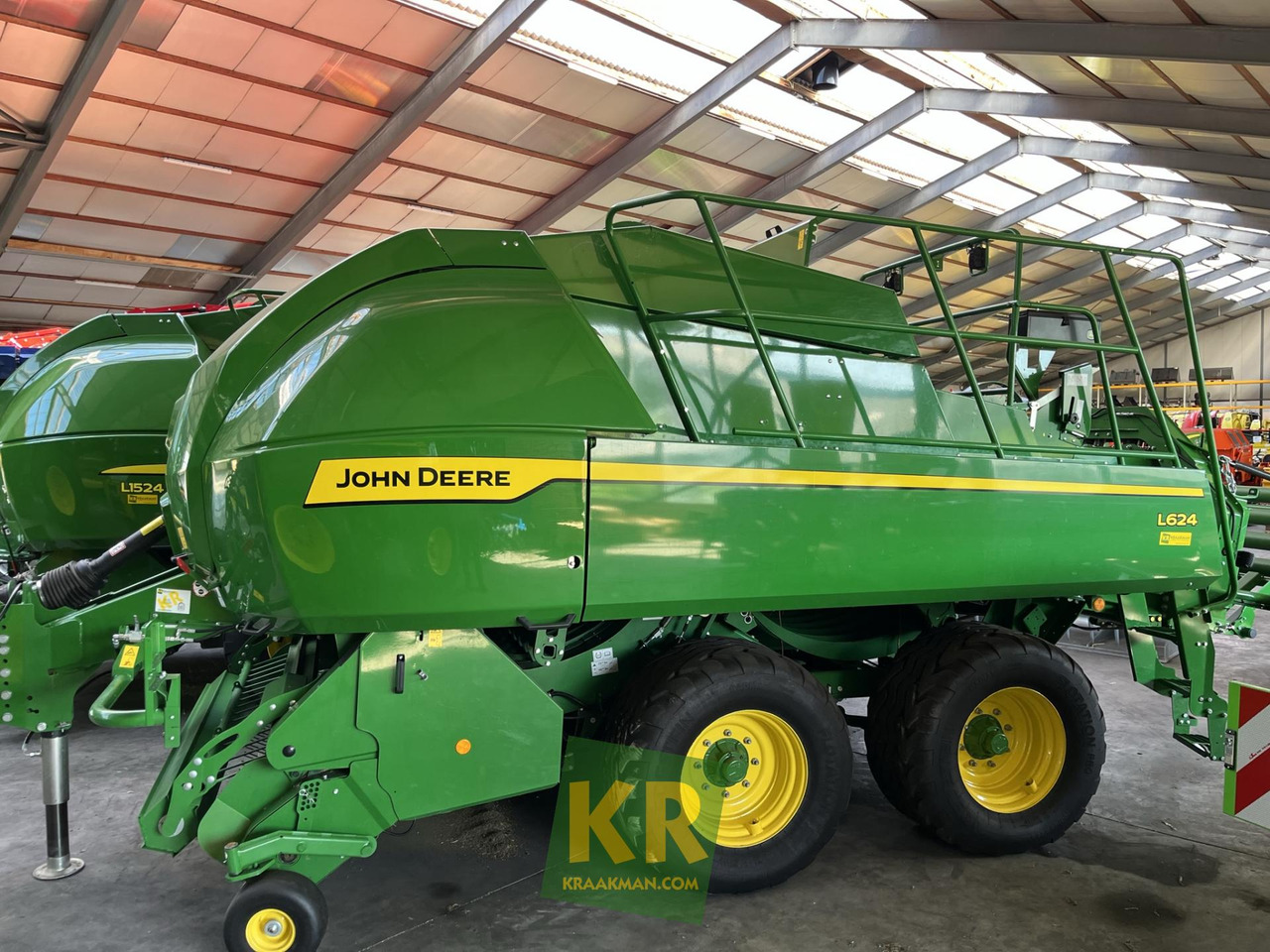 Vierkante balenpers John Deere L624