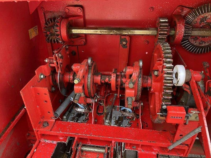 Vierkante balenpers Welger AP 830