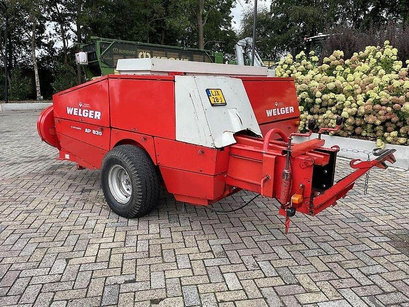 Vierkante balenpers Welger AP 830