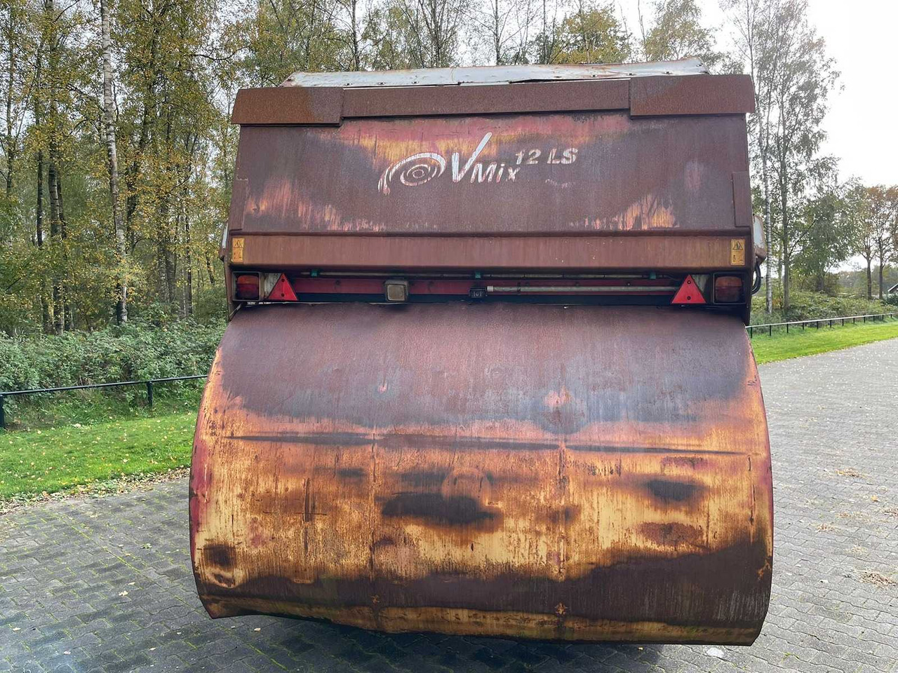 Voermengwagen BVL V-Mix 12 LS Plus