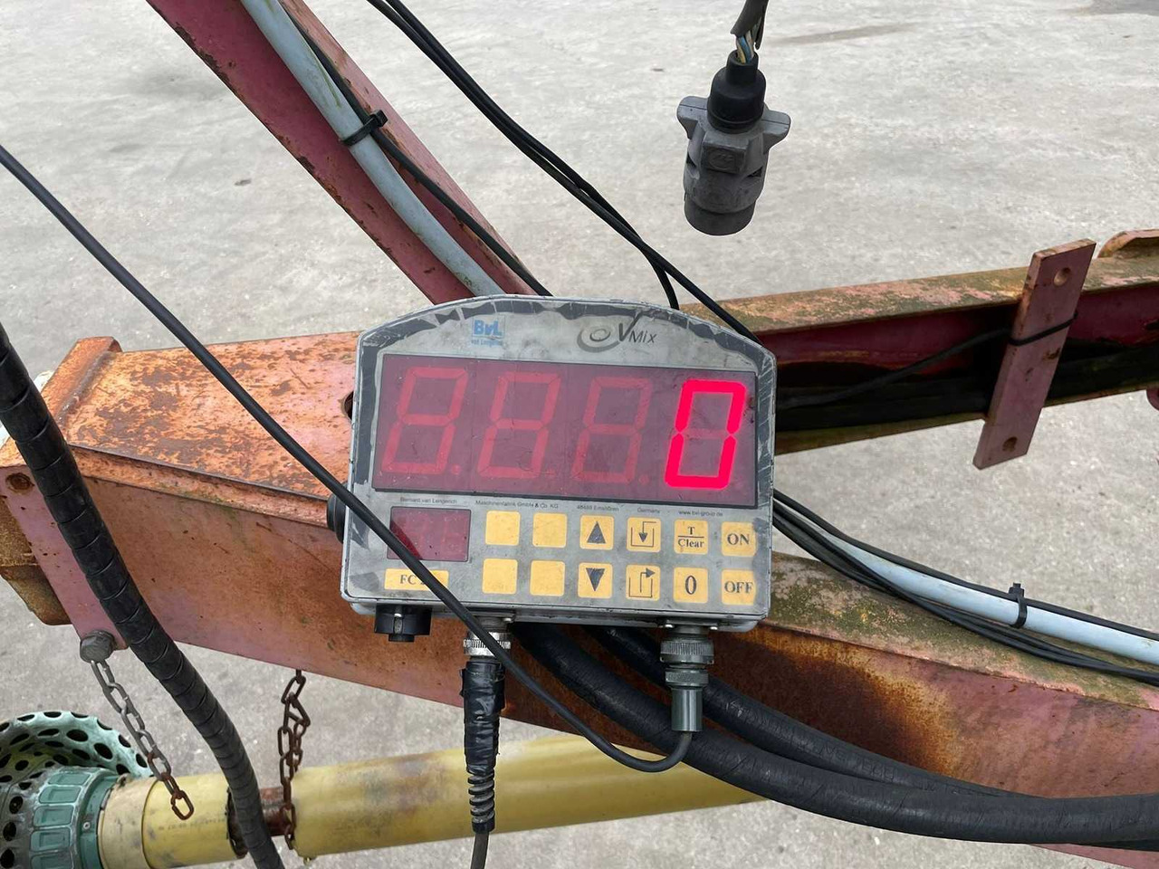 Voermengwagen BVL V-Mix 12 LS Plus