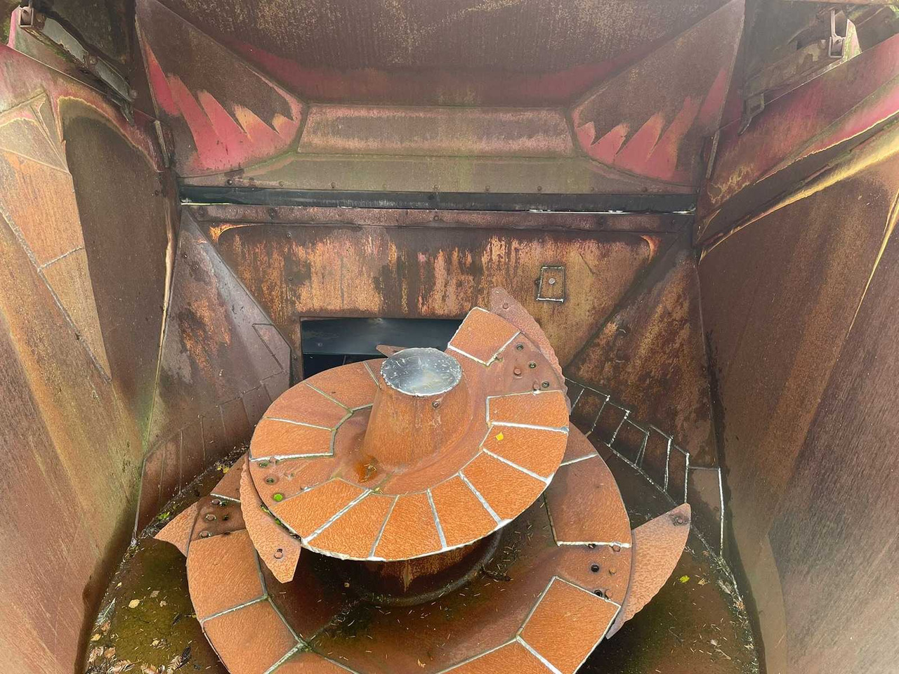 Voermengwagen BVL V-Mix 12 LS Plus