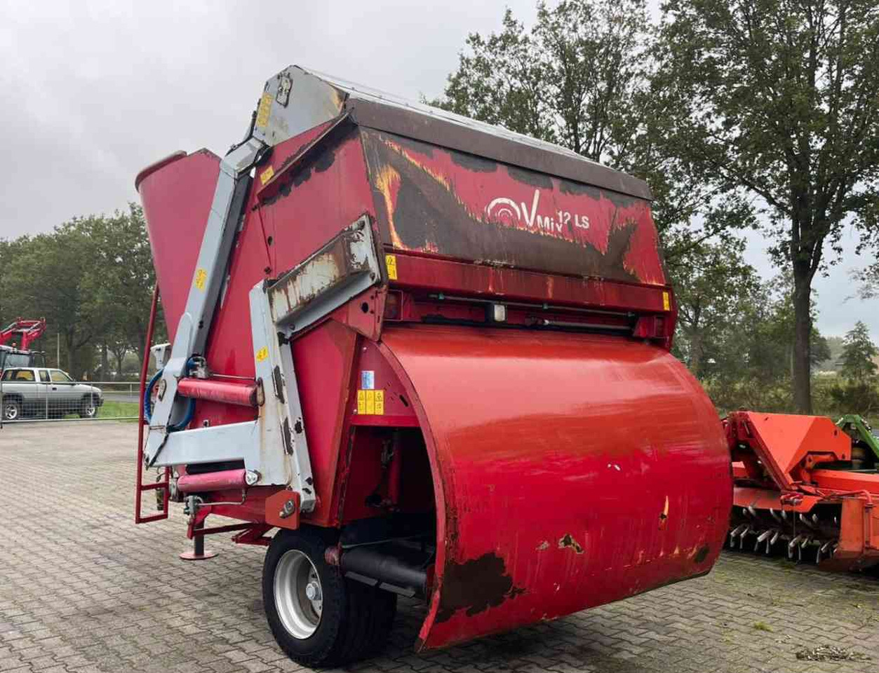 Voermengwagen BVL V-Mix 12 LS Voermengwagen Voermachines