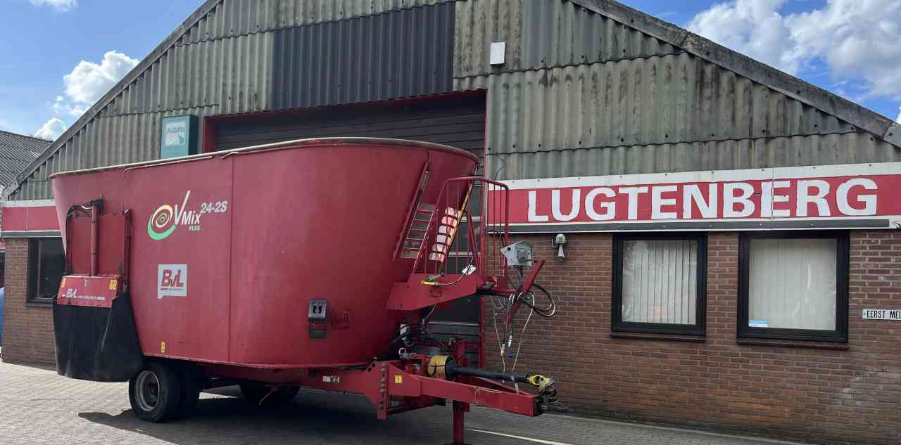 Voermengwagen BVL V-Mix 24-2S Voermengwagen voermachines
