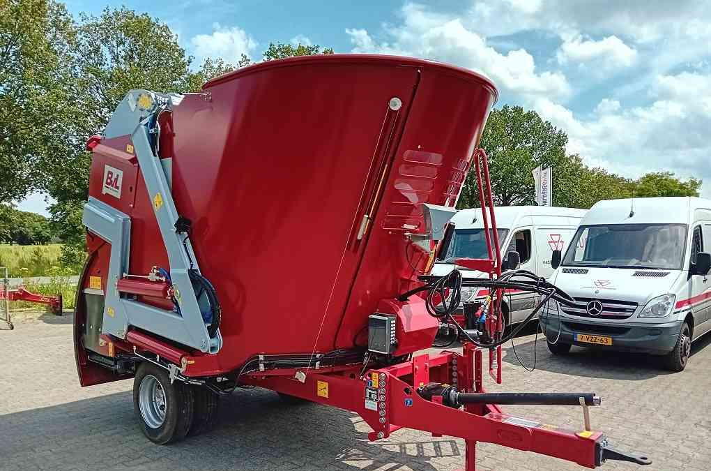 Voermengwagen BVL V-Mix Fill Plus 13-1S LS voermachines