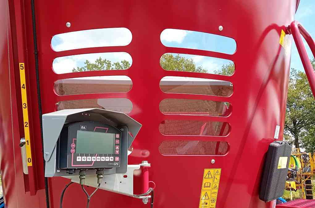 Voermengwagen BVL V-Mix Fill Plus 13-1S LS voermachines
