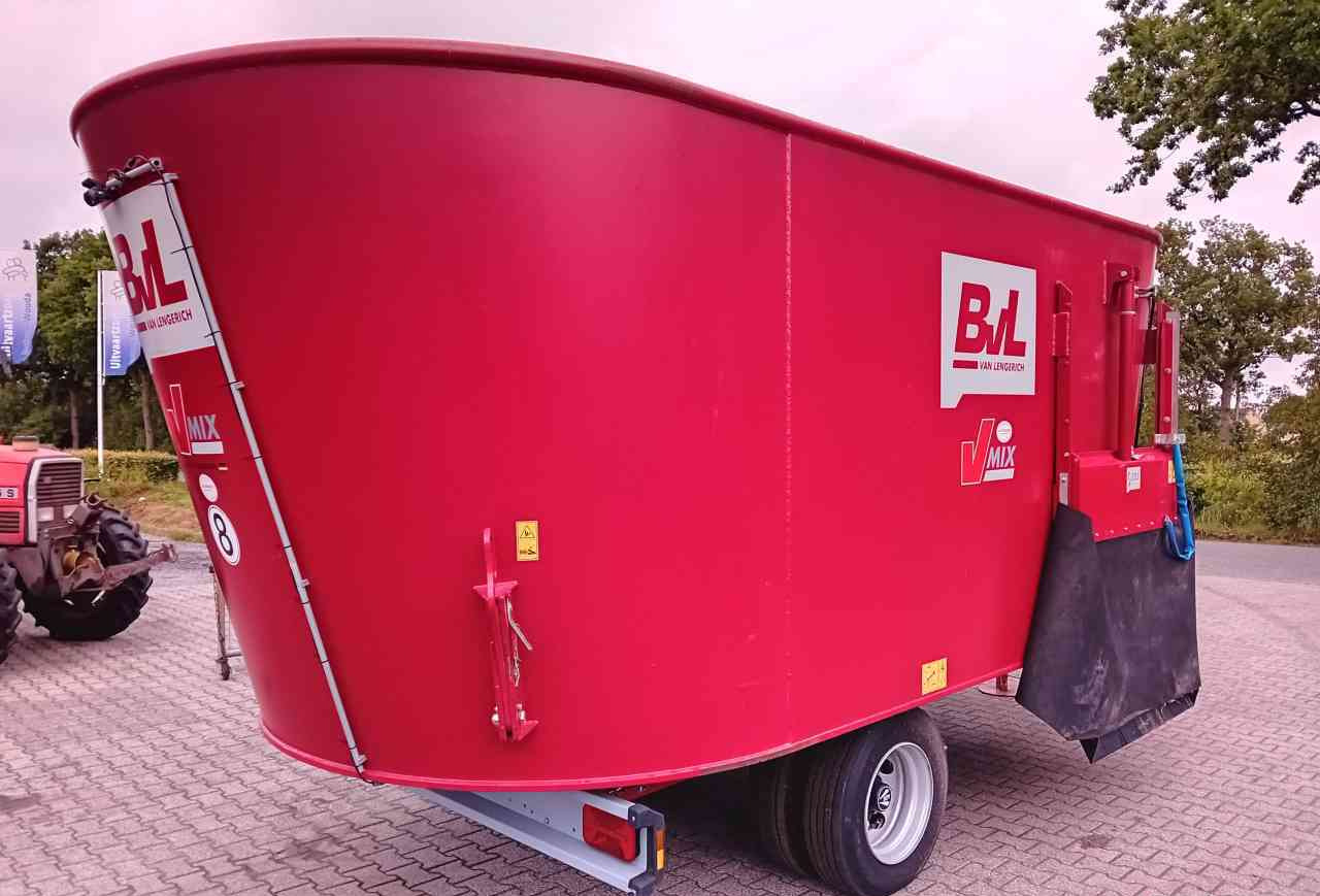 Voermengwagen BVL V-Mix Plus 22-2S Voermengwagen Voermachines