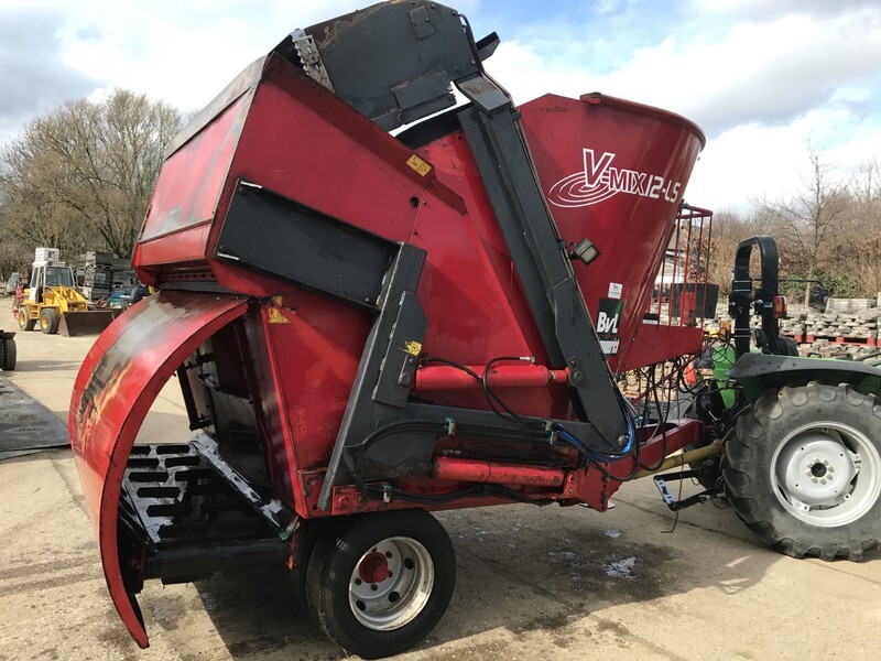 Voermengwagen BVL van Lengerich V-Mix 12 LS