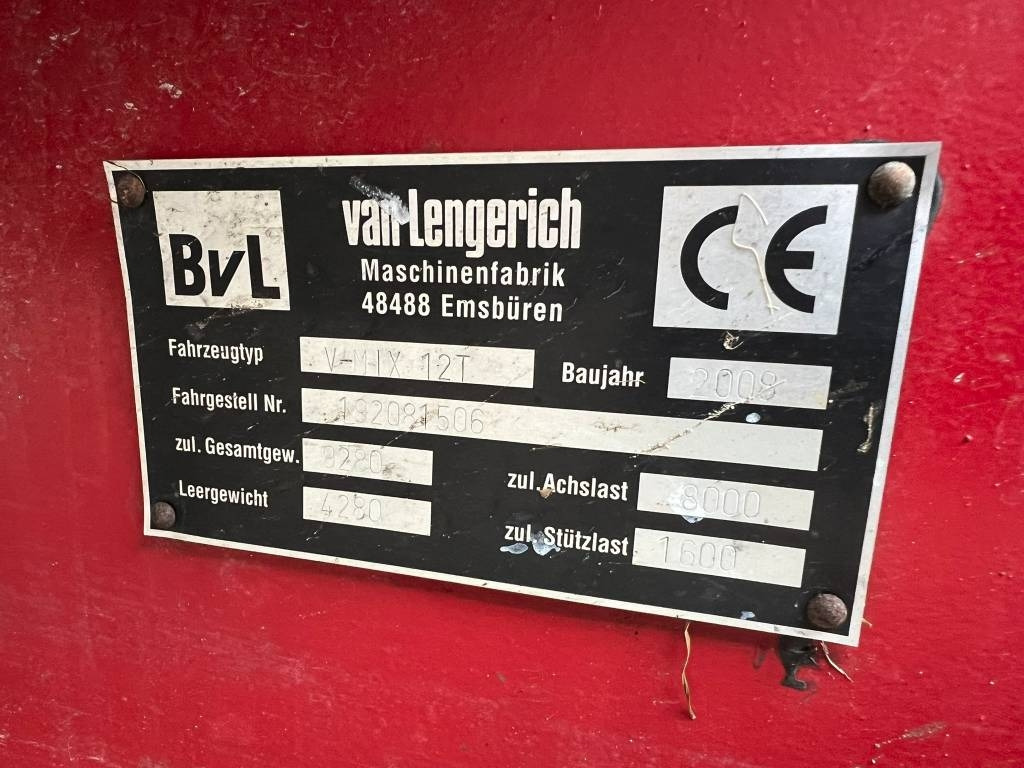Voermengwagen BvL van Lengerich V-Mix 12 T Plus