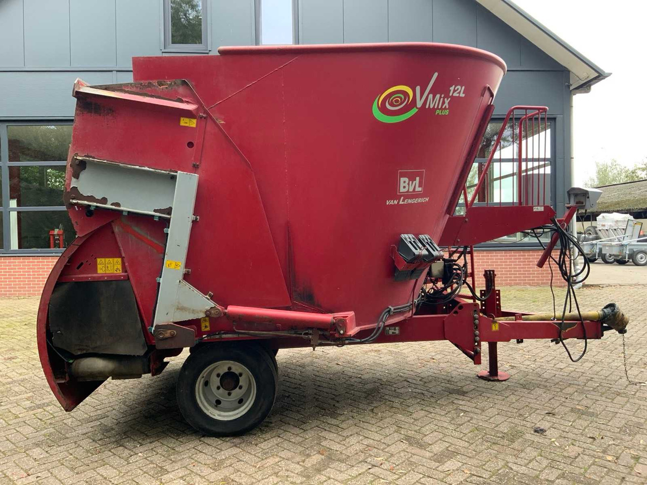 Voermengwagen Bvl-van lengerich V-MIX 12L Plus
