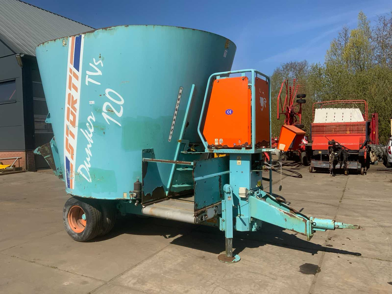 Voermengwagen Storti Dunker TVs 120