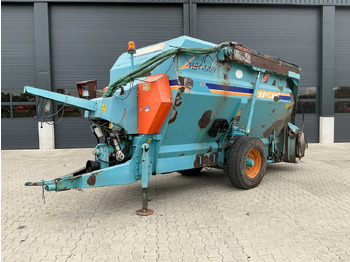 Voermengwagen Storti Labrador 120