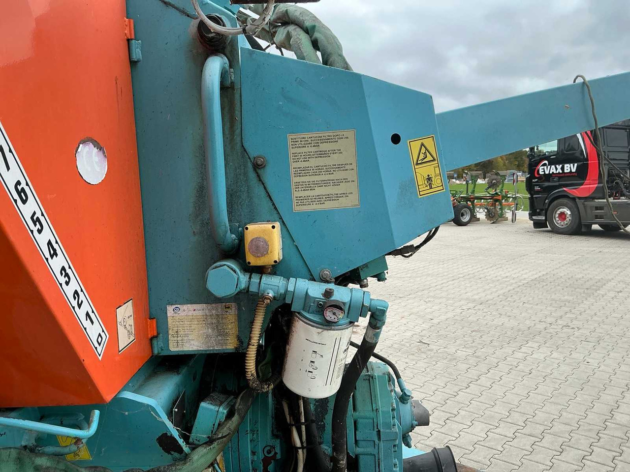 Voermengwagen Storti Labrador 120