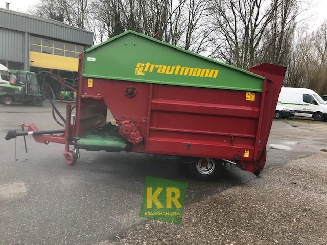 Voermengwagen Strautmann UVW  Blokkenwagen