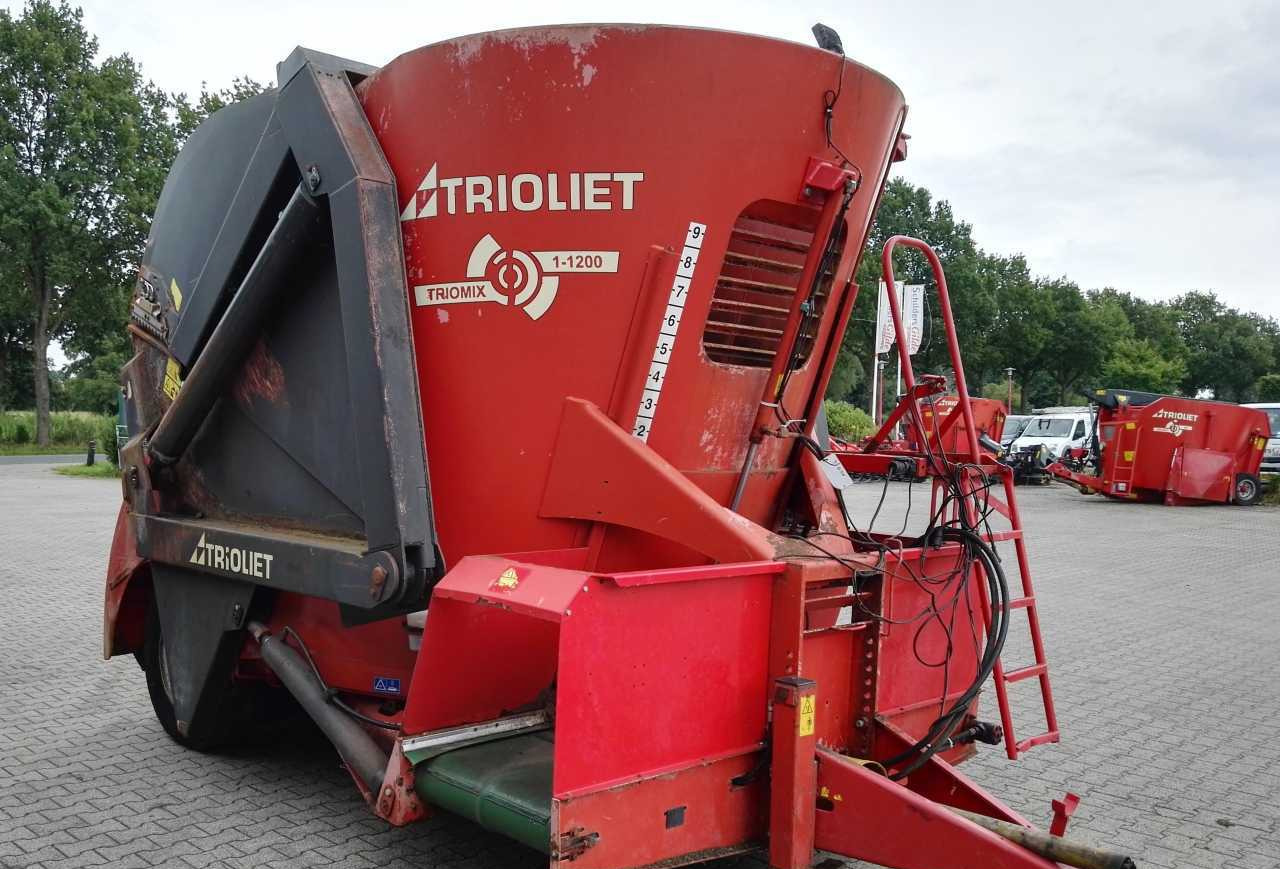Voermengwagen Trioliet Trioliet Triomix 12 1-1200 Mengwagen Voermachines