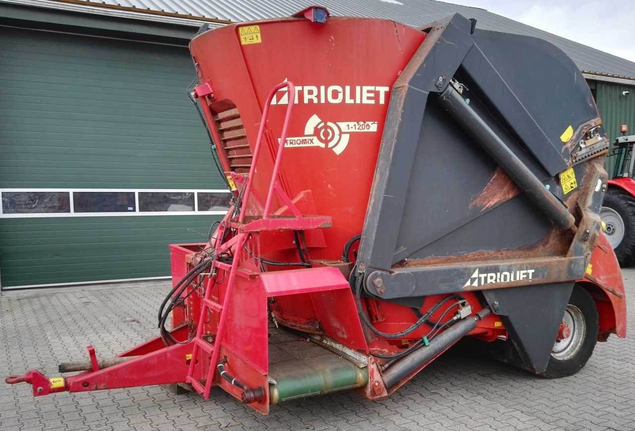 Voermengwagen Trioliet Trioliet Triomix 12 1-1200 Mengwagen Voermachines