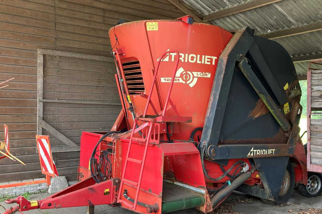 Voermengwagen Trioliet Trioliet Triomix 12 1-1200 Mengwagen Voermachines