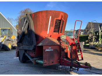 Voermengwagen Trioliet Triomix 1200 zelfladende voermengwagen voermachines