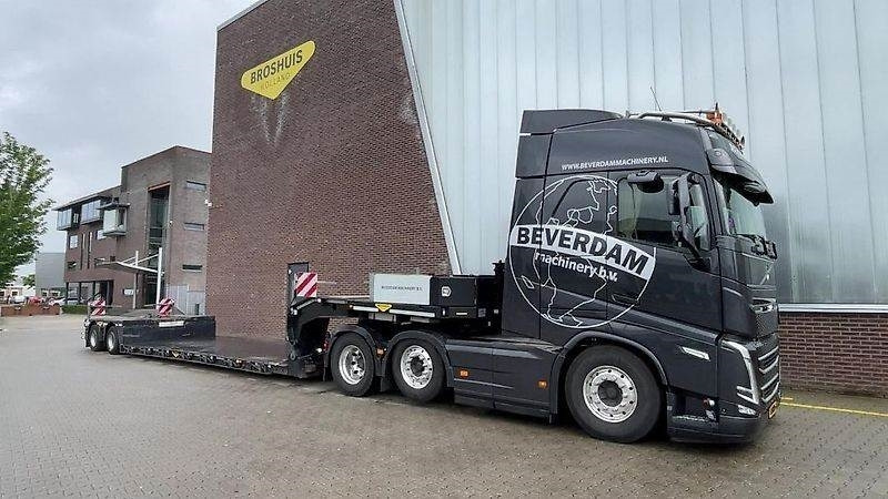 Landbouwmachine Volvo BM 6x2 + Broshuis Euro dieplader
