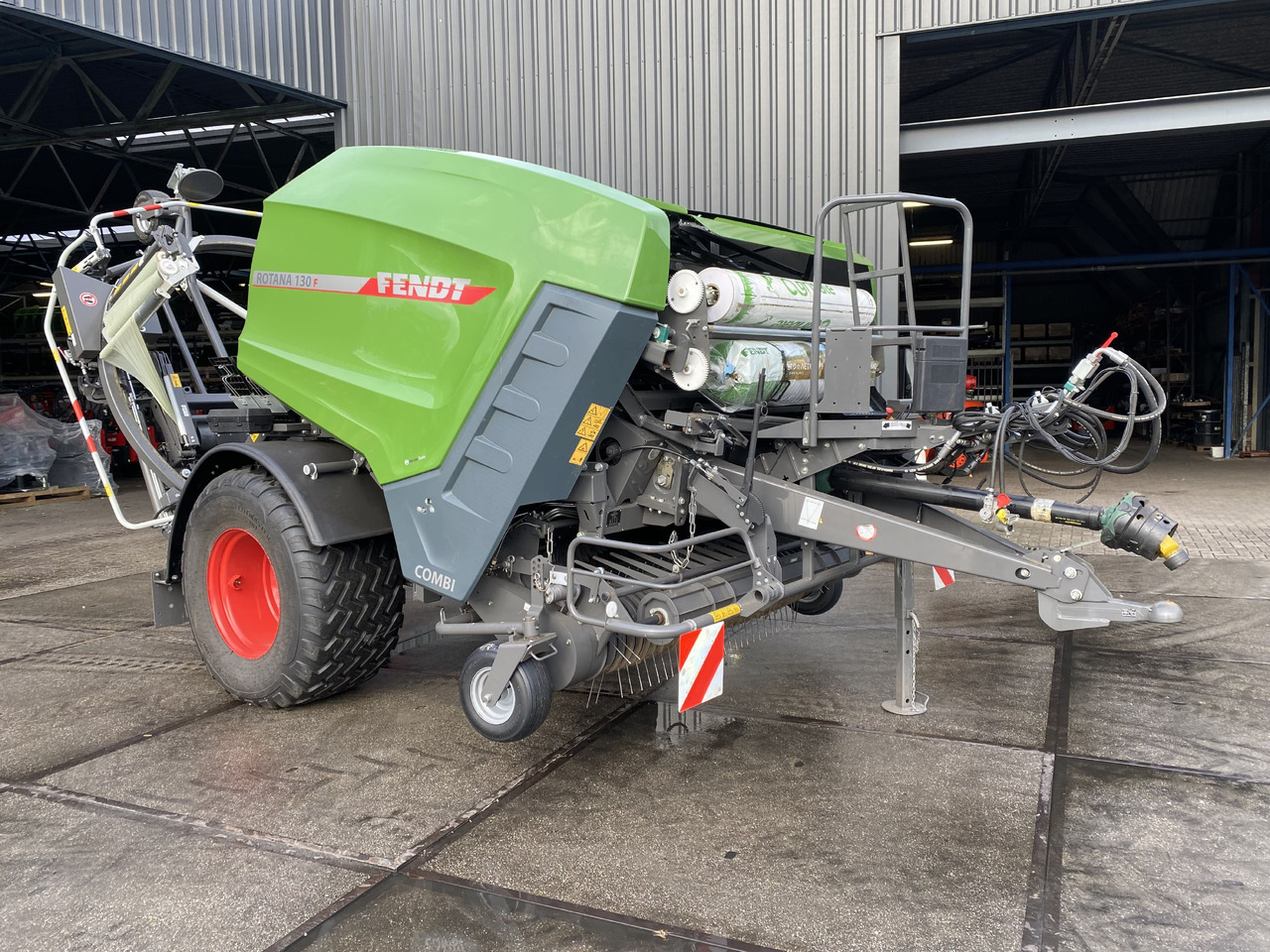 Wikkelaar Fendt 130F Combi
