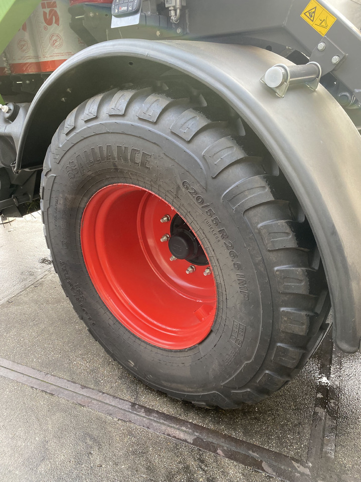 Wikkelaar Fendt 130F Combi