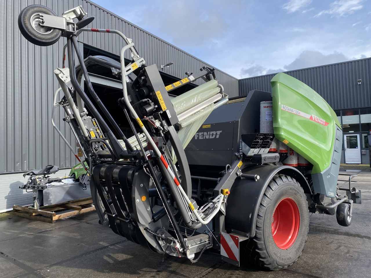 Wikkelaar Fendt 130F Combi