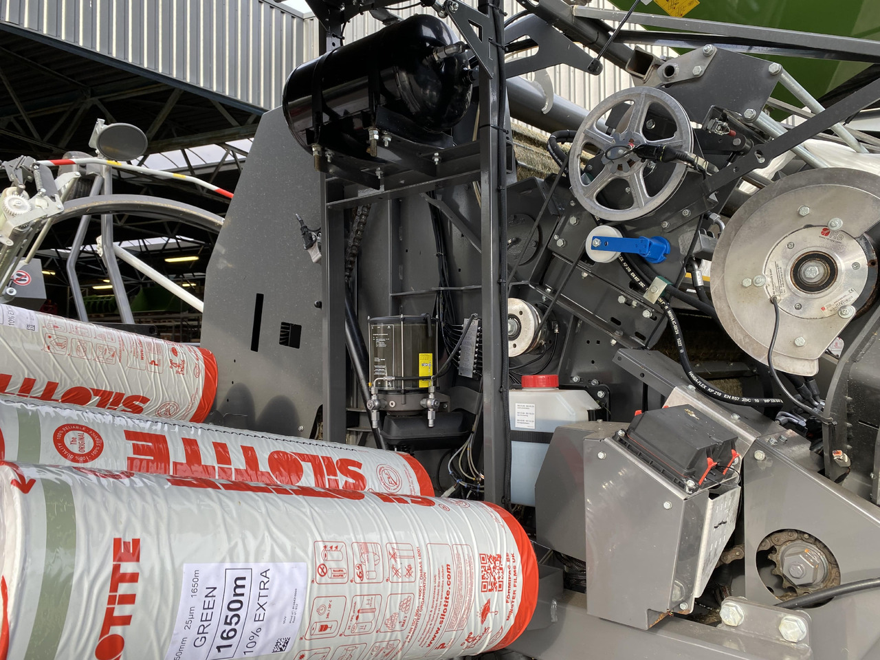 Wikkelaar Fendt Rotana 130F Combi