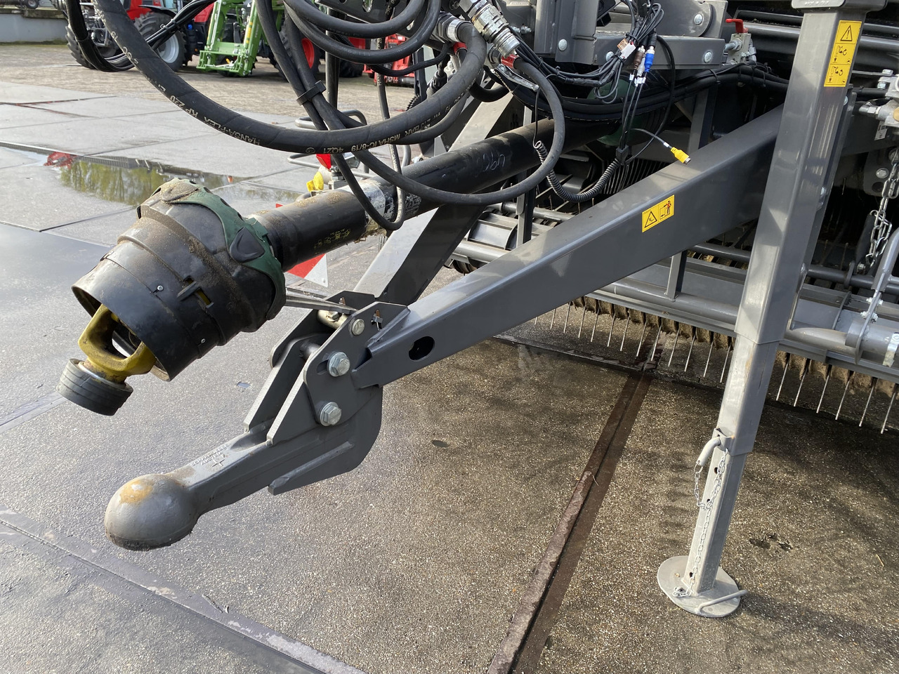 Wikkelaar Fendt Rotana 130F Combi