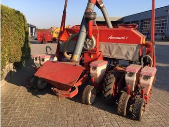 Zaai-/ plantmachine BECKER T6Z MAISZAAIMACHINE