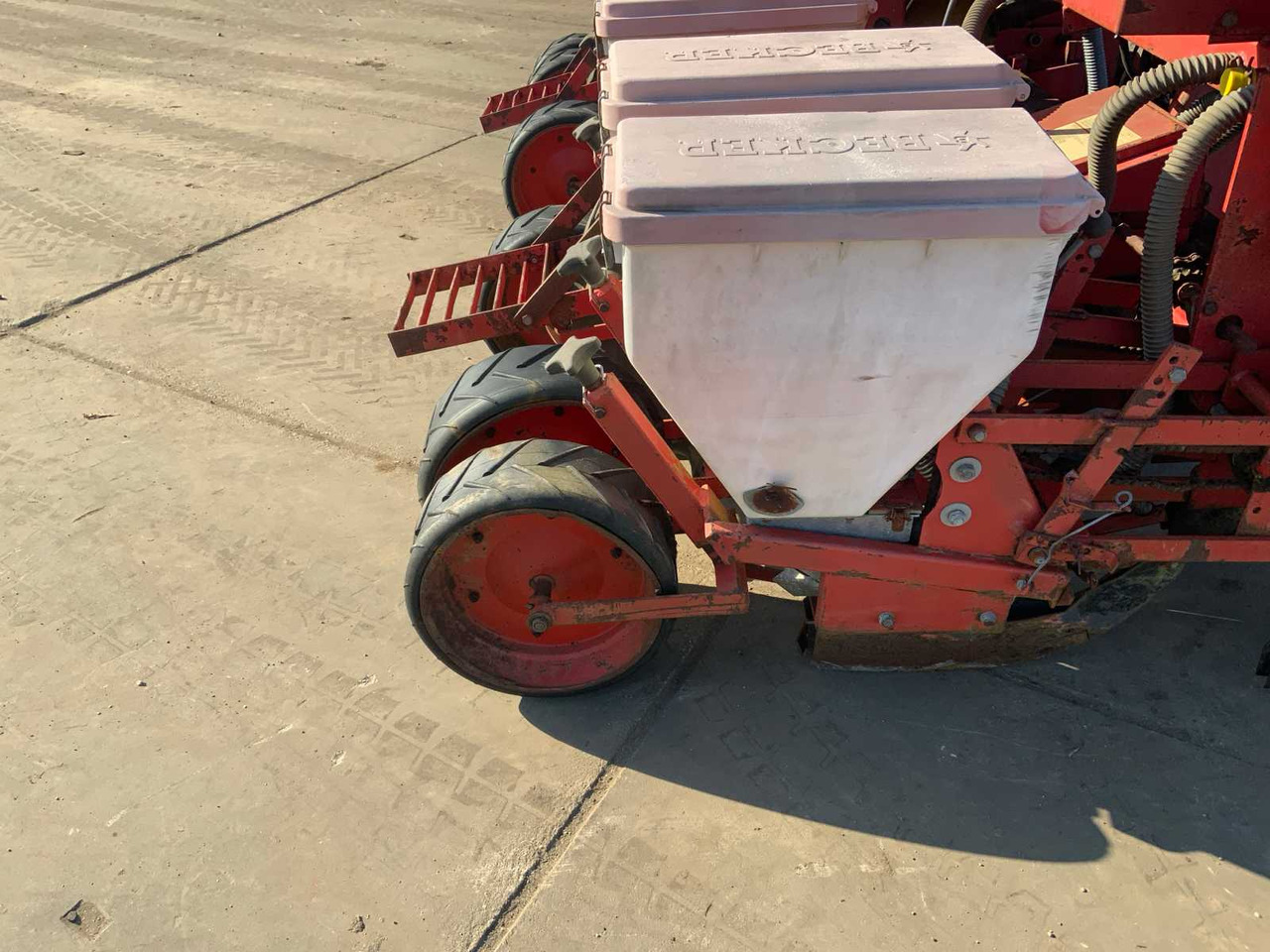 Zaai-/ Plantmachine Becker Aeromat T6Z