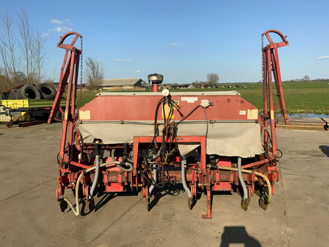 Zaai-/ Plantmachine Becker Aeromat T6Z