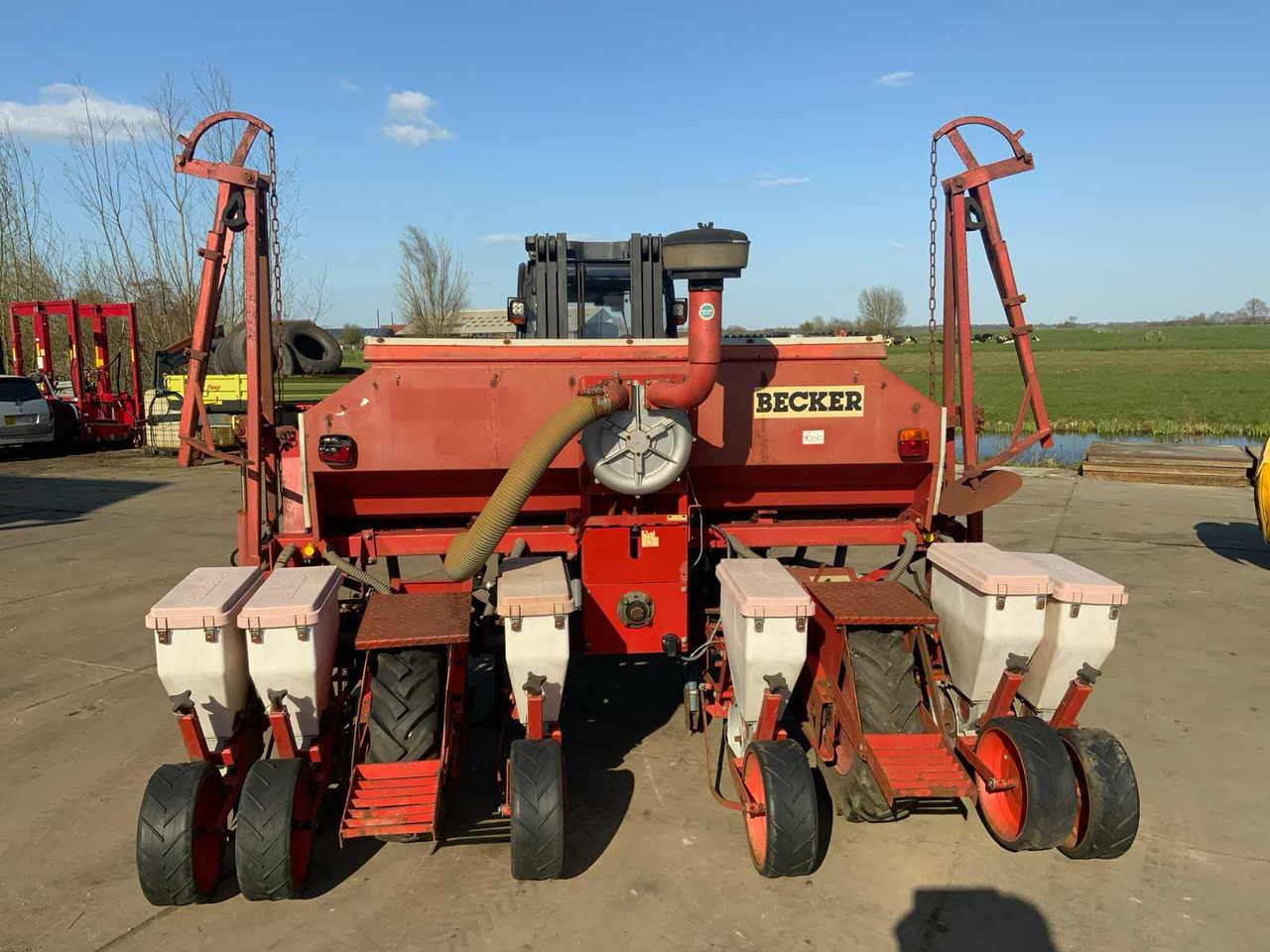 Zaai-/ Plantmachine Becker Aeromat T6Z