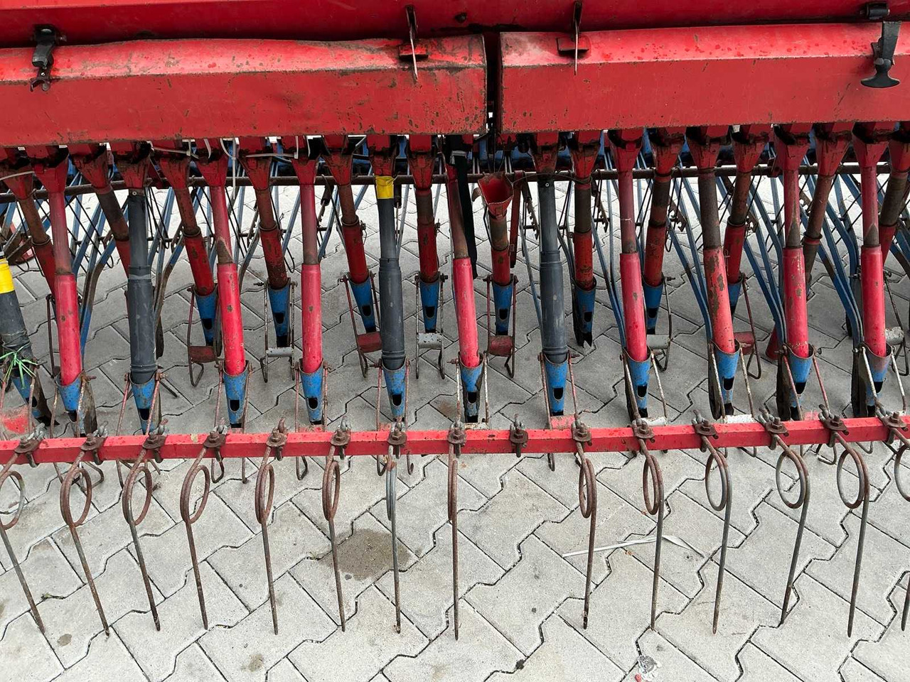 Zaai-/ Plantmachine Stegsted SLN 30 300 250