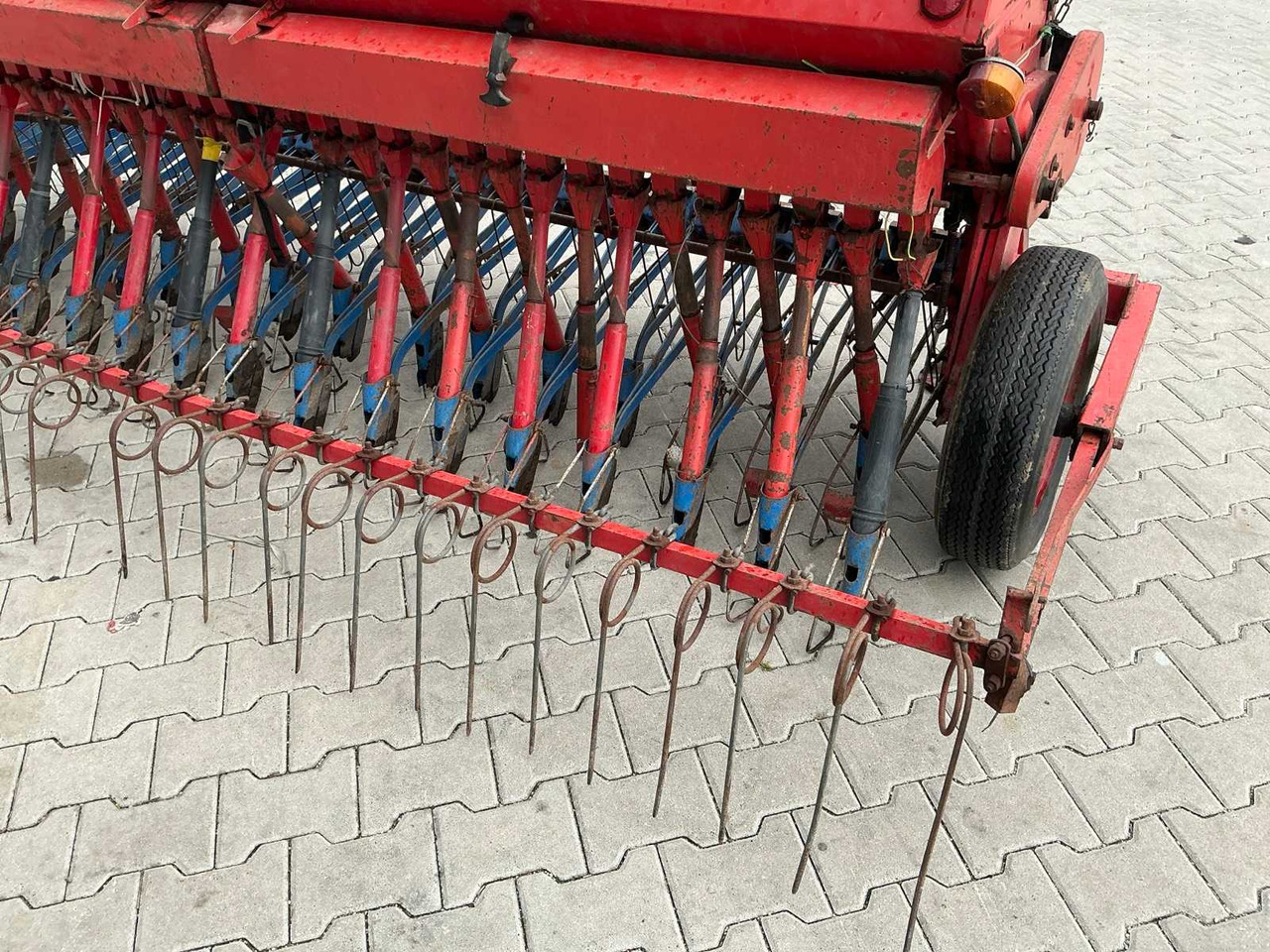 Zaai-/ Plantmachine Stegsted SLN 30 300 250