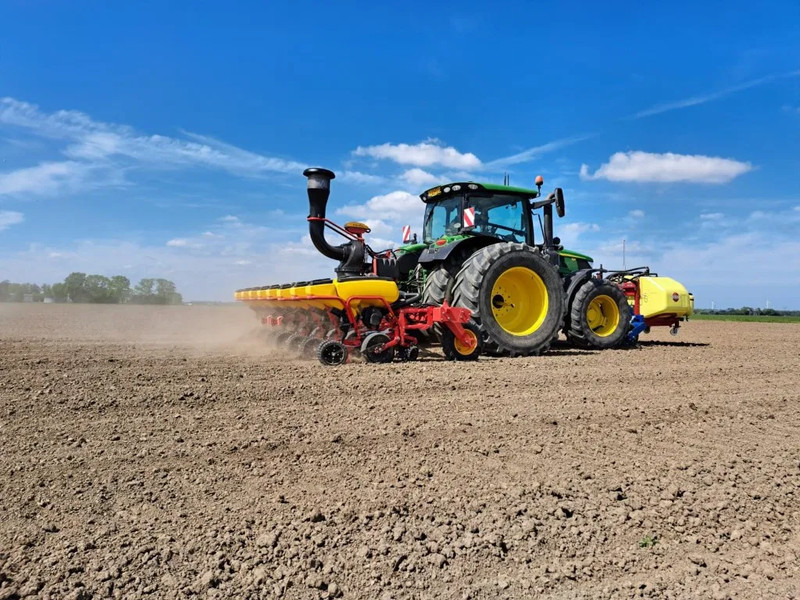 Zaai-/ Plantmachine Vaderstad Tempo V 8