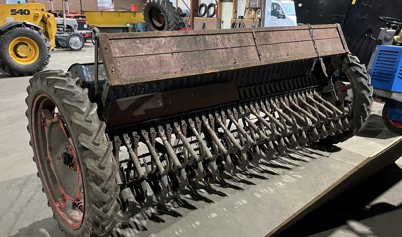 Zaaimachine Stegsted Zaaimachine grondbewerking