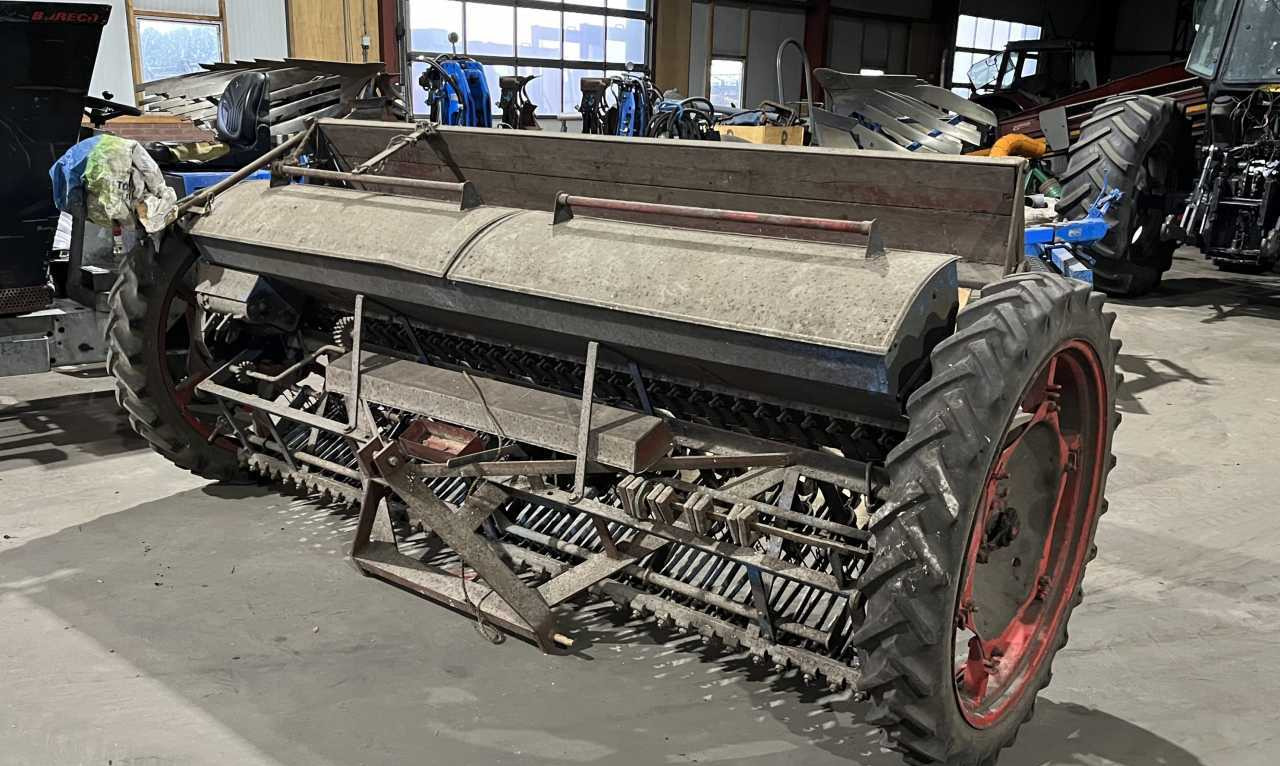 Zaaimachine Stegsted Zaaimachine grondbewerking