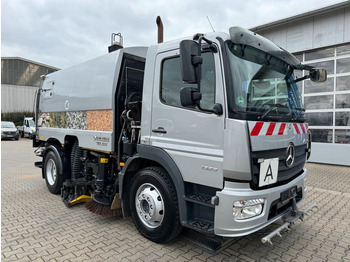 Veegwagen MERCEDES-BENZ Atego 1323