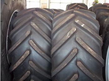 Michelin 600/70R28 - Banden en velgen