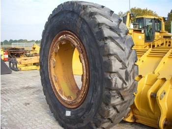Michelin XHD1 24.00R49 ** with rim - banden en velgen