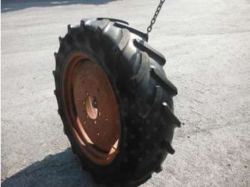Michelin 11.20 R 28 - Complete wiel