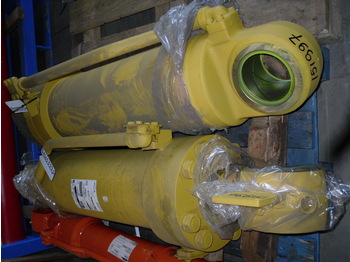 Cnh FW270 - Hydraulische cilinder