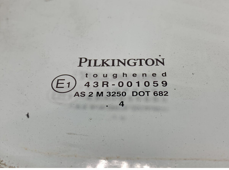Raam en onderdelen PILKINGTON TGA 18.430 (01.00-): afbeelding 2