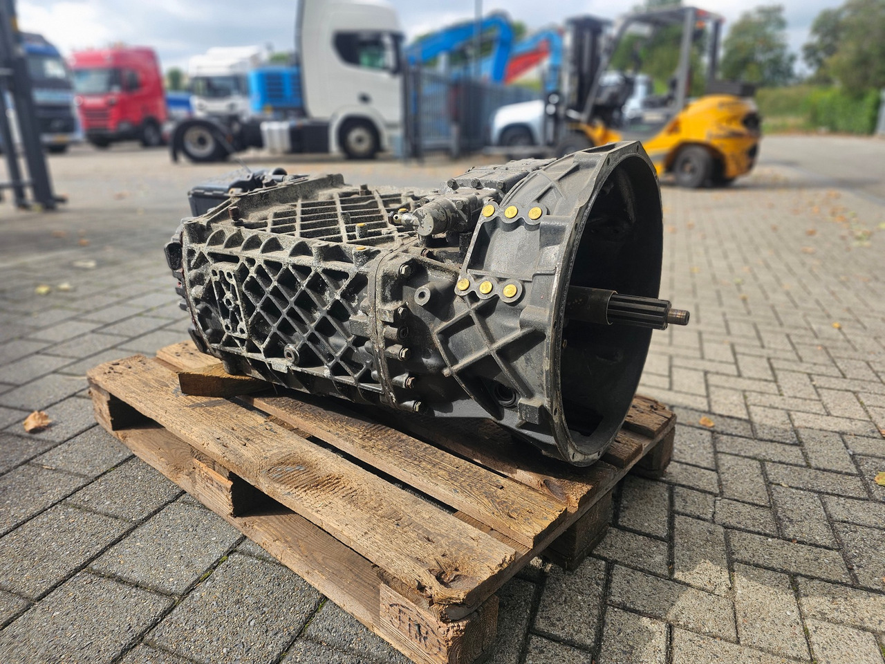 Versnellingsbak ZF 16 S 2221 TD